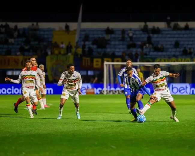 Màn giao tranh đỉnh cao giữa Avai vs Botafogo SP